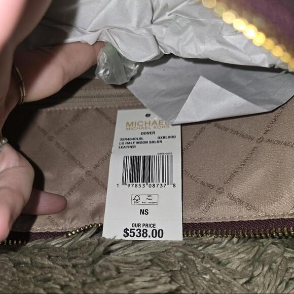 Michael Kors Dover Leather - Picture 5 of 6